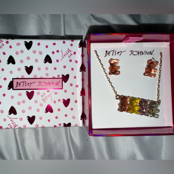 Betsey Johnson Pink and Gold Bear Necklace Set - Picture 2 of 3